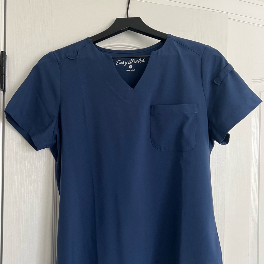 Easy Stretch Scrub Set - Picture 2 of 3